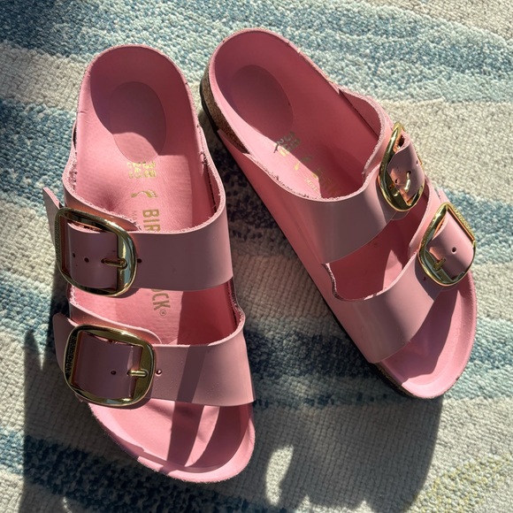 Birkenstock Women big buckle size 7.5/38 high shine Pink fondant Arizona sandals - Picture 3 of 7